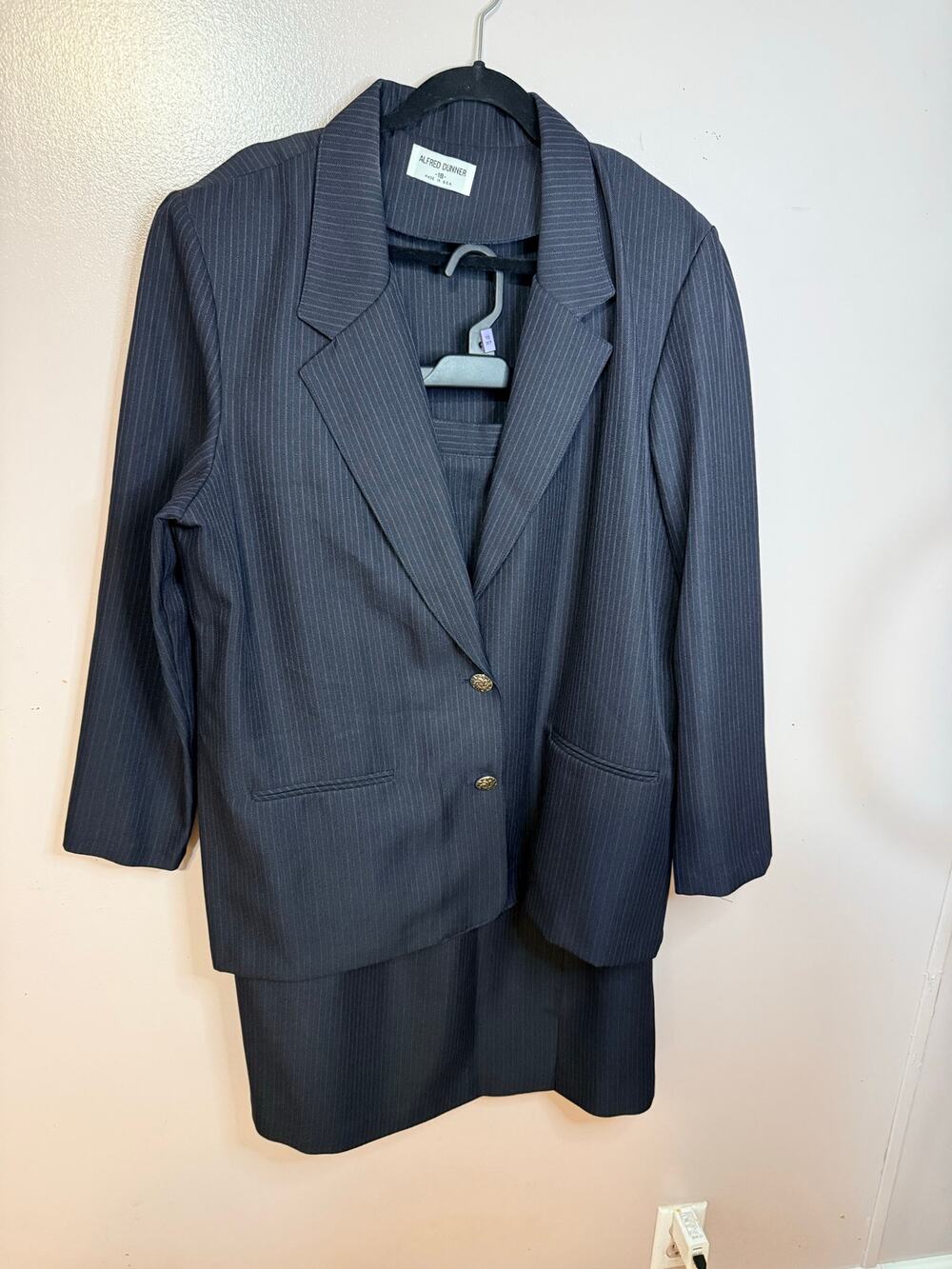 Alfred Dunner pinstripe skirt suit ornate metallic buttons matching skirt 18